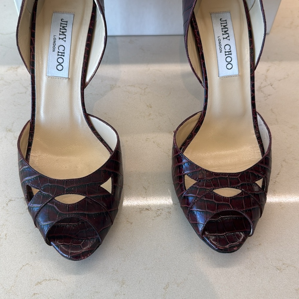 Jimmy Choo Faux Snake D’Orsay Heels, Bordeaux, 38.5. - Picture 3 of 6
